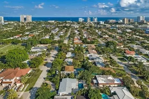 2320 SE 6th St, Pompano Beach, FL 33062