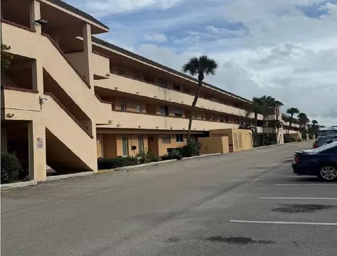 4502 N Federal Hwy #221C, Lighthouse Point, FL 33064