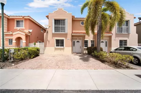 9465 SW 77th Ct, Miami, FL 33156