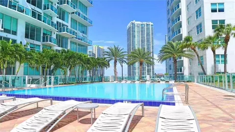 41 SE 5th St #814, Miami, FL 33131