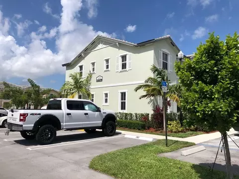 133 SE 28th Ter #1, Homestead, FL 33033