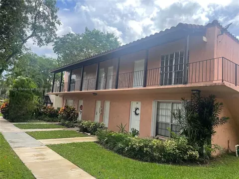 10784 N Kendall Dr #D4, Miami, FL 33176