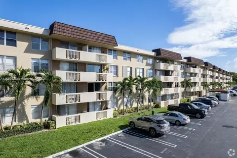 1800 Sans Souci Blvd #404, North Miami, FL 33181