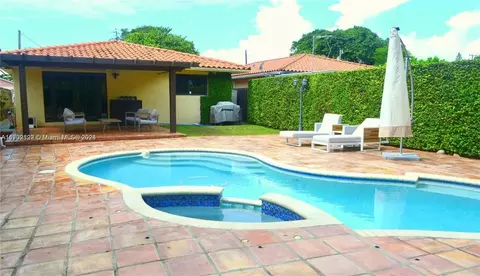 2237 SW 63rd Ave, Coral Terrace, FL 33155