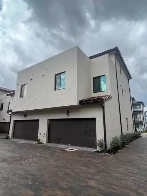 4218 NW 82nd Ave #1, Doral, FL 33166