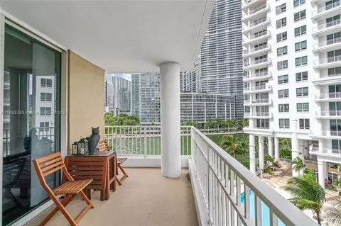 701 Brickell Ave, Miami, FL 33131
