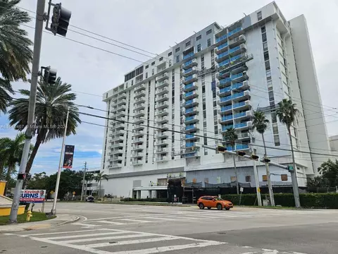 13499 Biscayne Blvd #805, North Miami, FL 33181