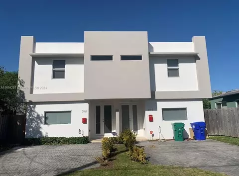 3179 SW 24th St, Miami, FL 33145