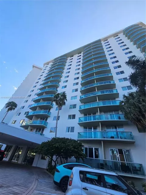 19380 Collins Ave #706, Sunny Isles Beach, FL 33160