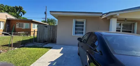 7360 SW 39th St #A, Coral Terrace, FL 33155