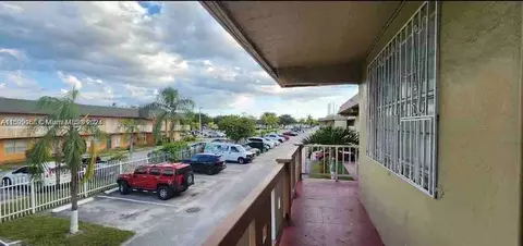 301 NW 177th St #216, Miami Gardens, FL 33169