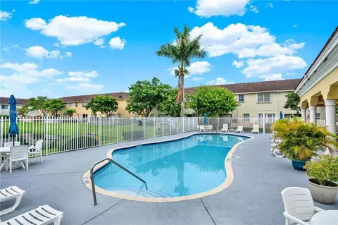 580 NE 21st Ter #580, Homestead, FL 33033