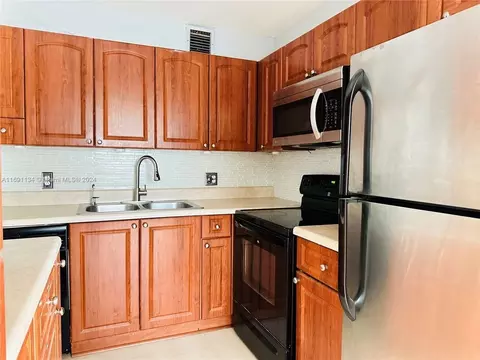 1401 SW 134th Way #309C, Pembroke Pines, FL 33027