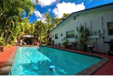 721 SW 13th Ave #1, Fort Lauderdale, FL 33312