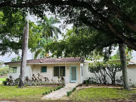300 N 13th Ave, Hollywood, FL 33019
