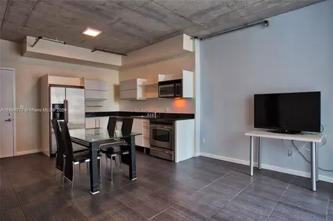 690 SW 1st Ct #2328, Miami, FL 33130