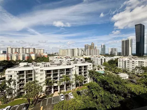 17021 N Bay Rd #1002, Sunny Isles Beach, FL 33160