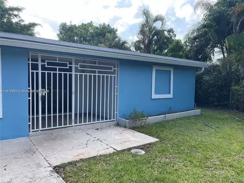 18360 NE 22nd Ave, Miami, FL 33160