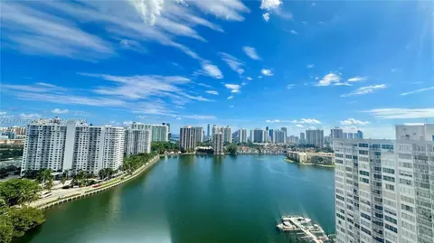 2750 NE 183rd St #2110, Aventura, FL 33160