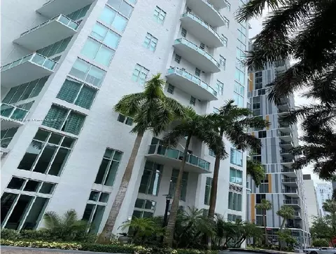 41 SE 5th St #717, Miami, FL 33131