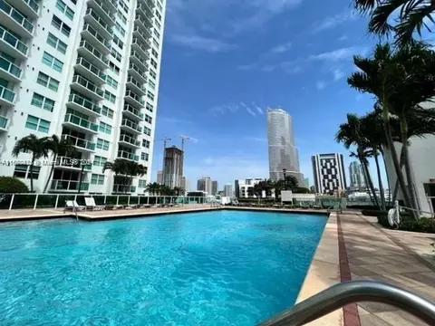 41 SE 5th St #502, Miami, FL 33131