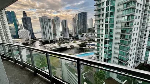 90 SW 3rd St #2113, Miami, FL 33130