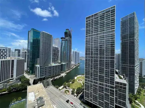 500 Brickell Ave #3005, Miami, FL 33131