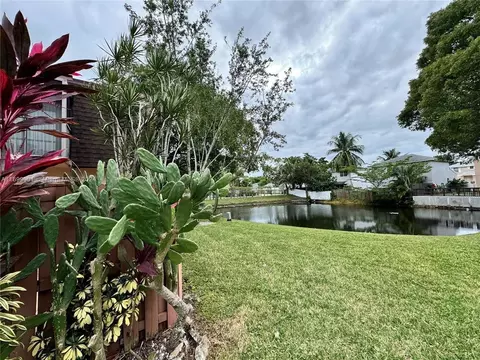5824 Swordfish Ct #D, Tamarac, FL 33319