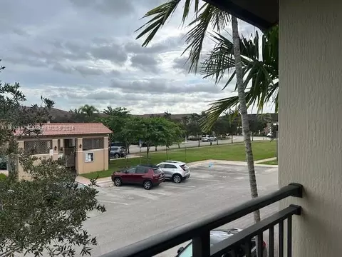 1332 SW 147th Ter #1332, Pembroke Pines, FL 33027