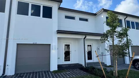 3711 SW 52nd Ave #5130, Pembroke Park, FL 33023