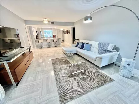 4091 Cypress Reach Ct #106, Pompano Beach, FL 33069