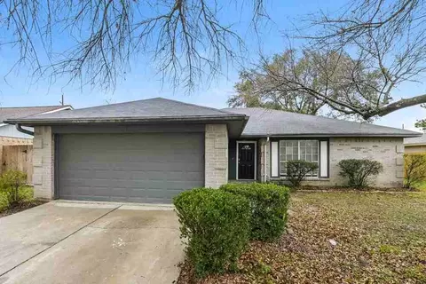 16319 N Mist Dr, Houston, TX 77073