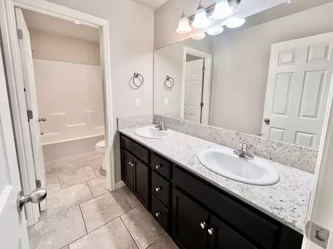 1522 Enlightened Way, Clovis, CA 93619 photo 16