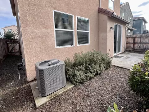 1522 Enlightened Way, Clovis, CA 93619 photo 9