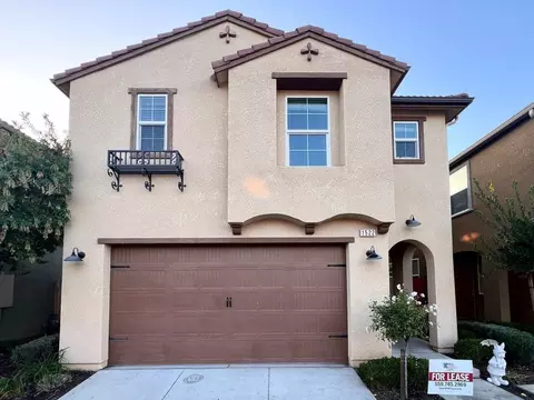 1522 Enlightened Way, Clovis, CA 93619