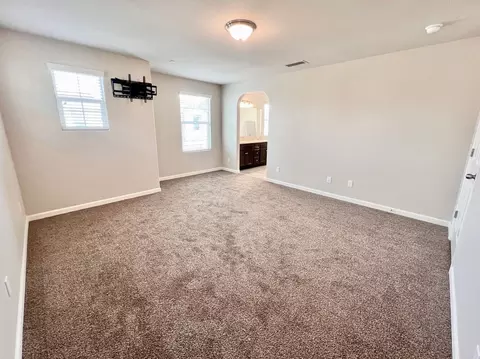 1522 Enlightened Way, Clovis, CA 93619 photo 6