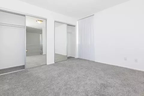 449 E Arenas Rd, Palm Springs, CA 92262