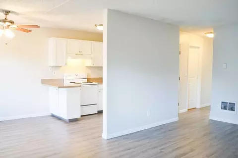 4030 SE Holgate Blvd #H, Portland, OR 97202