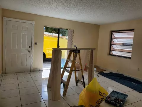 14 W, Hialeah, FL 33012 photo 26