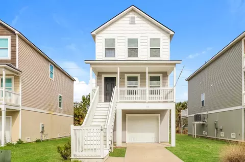 10 Bay Breeze Ln, Beaufort, SC 29907