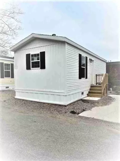 3011 Garfield Rd N, Traverse City, MI 49686