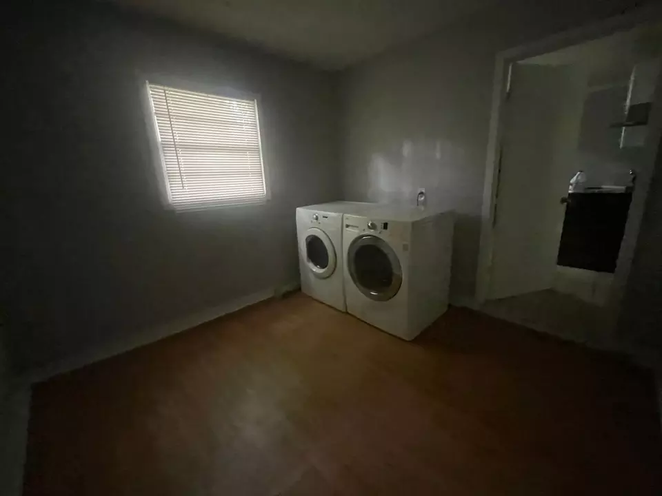  987 Bolton Rd NW, Atlanta, GA 30331 photo 4