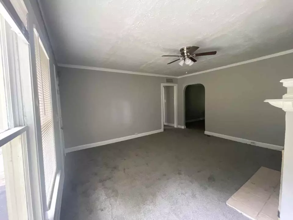  987 Bolton Rd NW, Atlanta, GA 30331 photo 3
