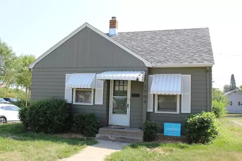 1700 S 8th Ave, Sioux Falls, SD 57105