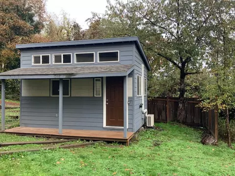 1610 Riverview St #A, Eugene, OR 97403