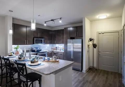 1122 N Clark St #1510, Chicago, IL 60610