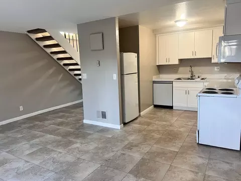 530 La Conner Dr #6, Sunnyvale, CA 94087