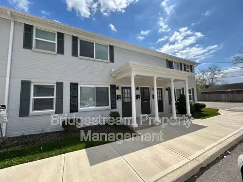 92 W Franklin St #2, Centerville, OH 45459