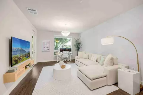 santiago dr, Los Angeles, CA 90001