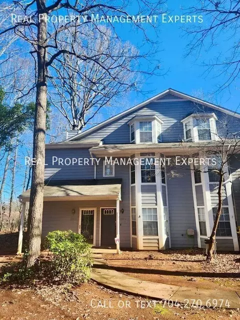 6022 Winged Elm Ct, Charlotte, NC 28212
